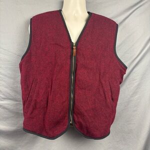 Vintage Woolrich Men’s Sherpa Lined Red Wool Vest L Pockets & Zipper